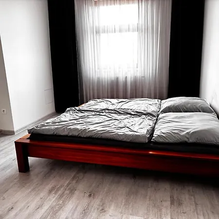 Moderny 156 M2 V Blizkosti Bratislavskeho Hradu